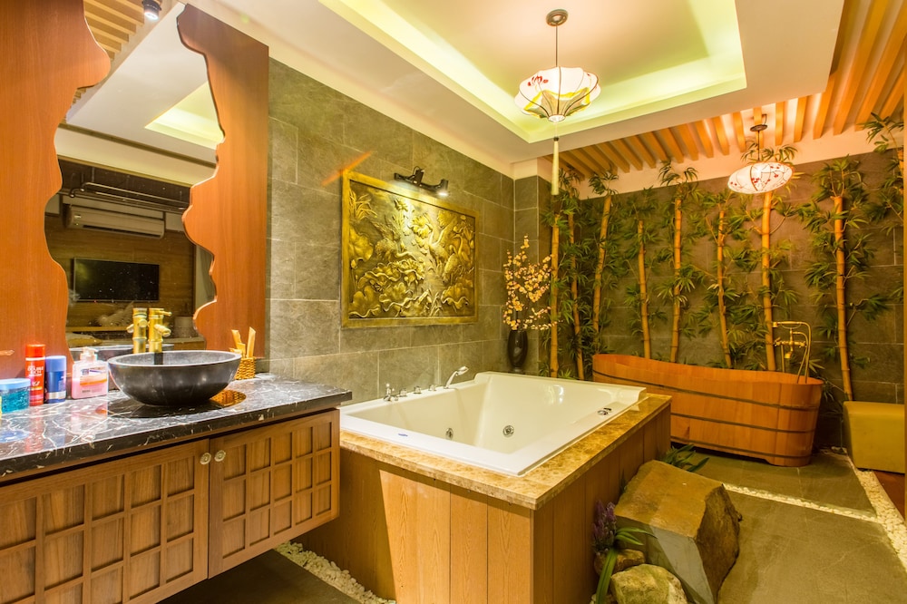 Minh Tam Hotel And Spa 49/54