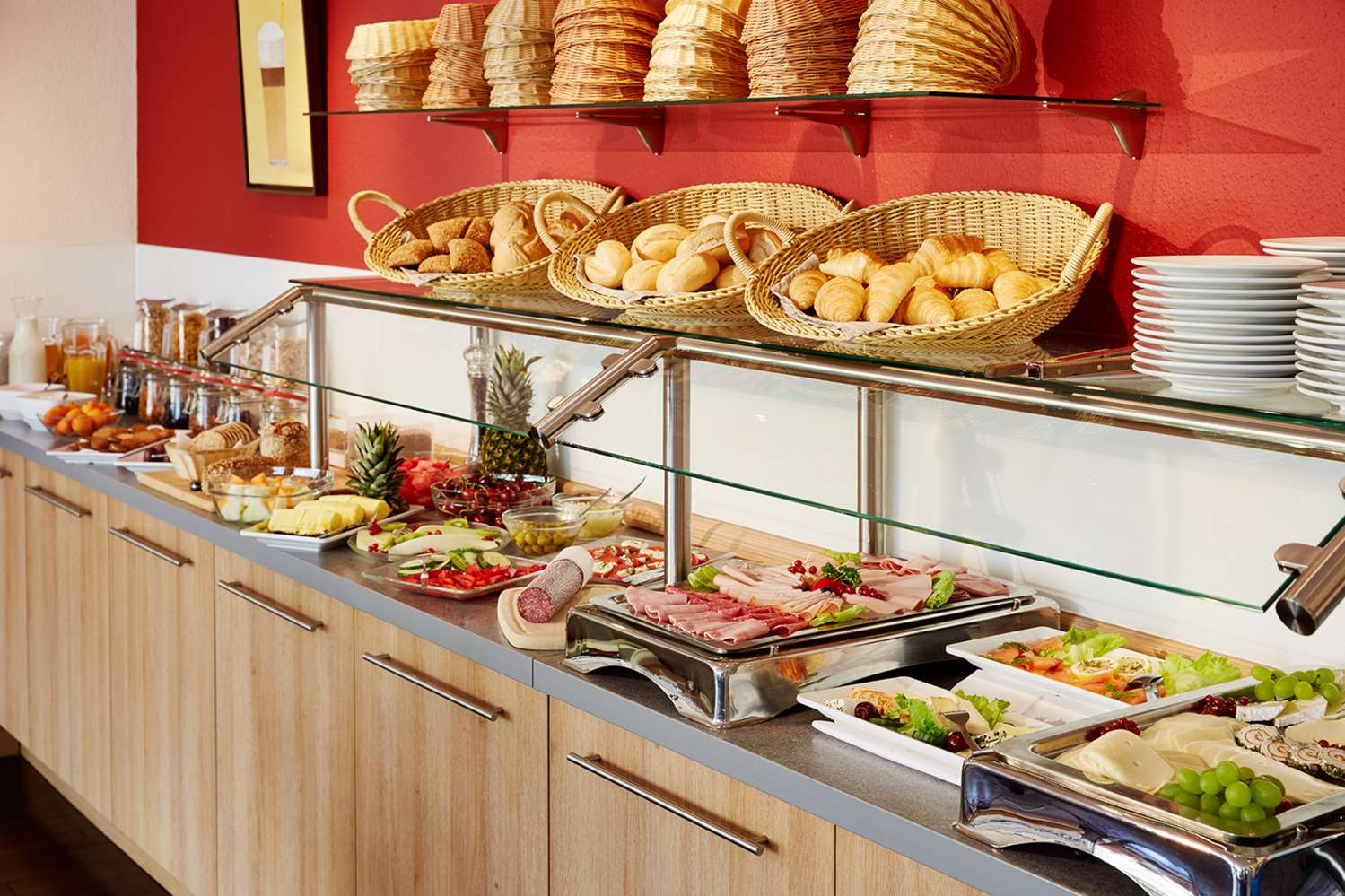 Hotel Imperial Dusseldorf, Sure Collection by BW 18/24