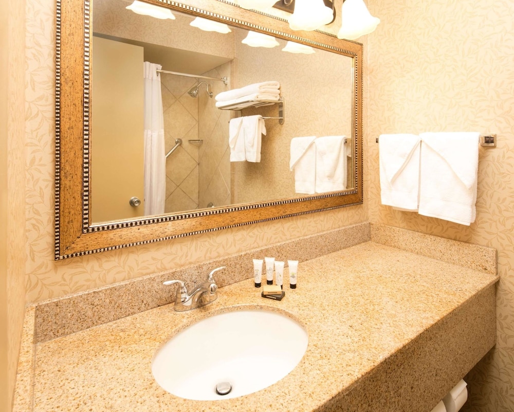 Red Lion Hotel Wenatchee City Center 14/28
