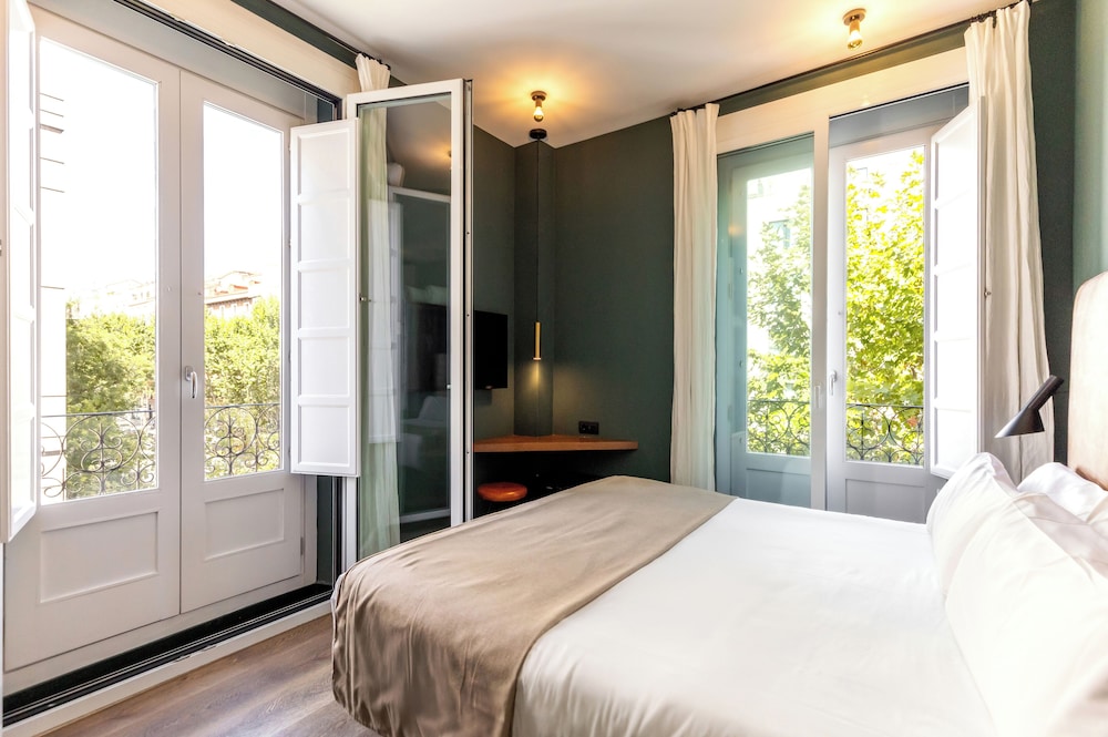PREMIUM, DOUBLE BED