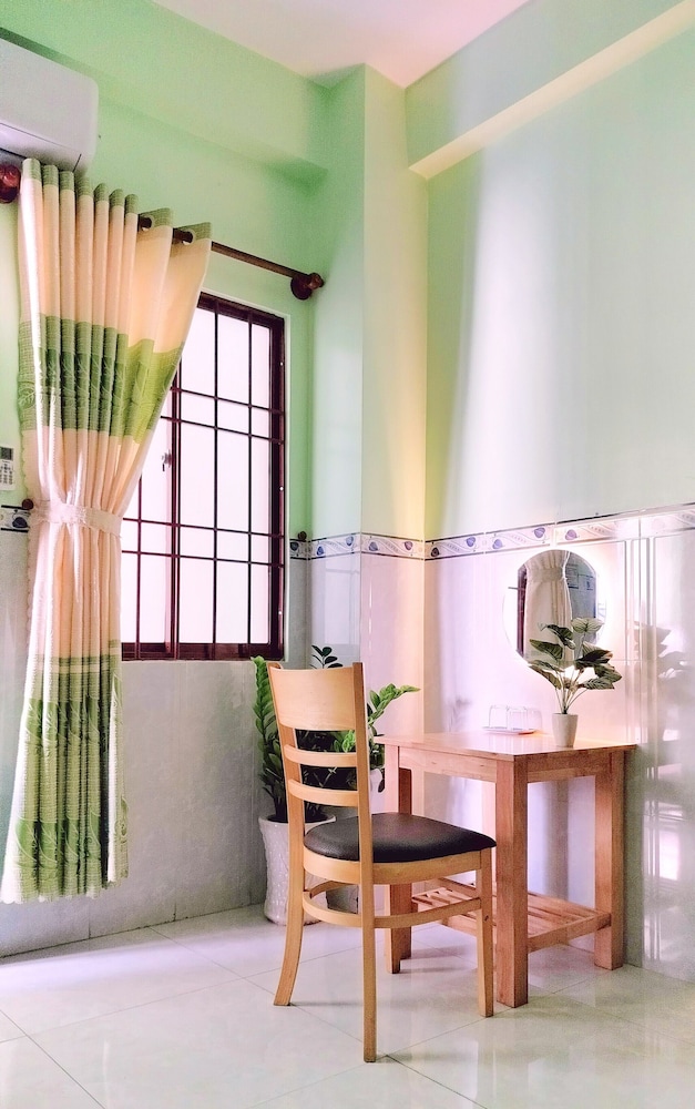 Thai Quang Hotel 49/69