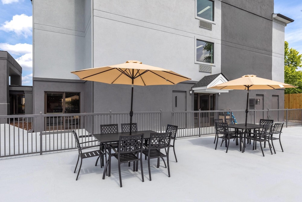Wingate by Wyndham Augusta I-20 40/56