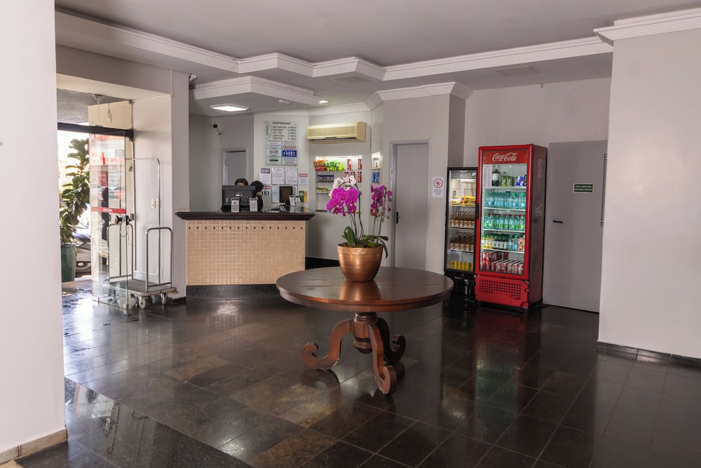 Honorato Plaza Hotel 8/52