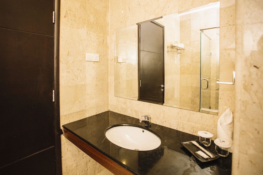 Grand TW Batam Center Hotel & Convention 35/64