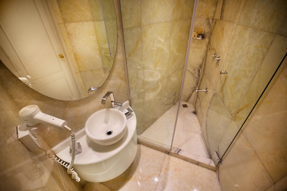 Valide Sultan Konagi Hotel 37/40