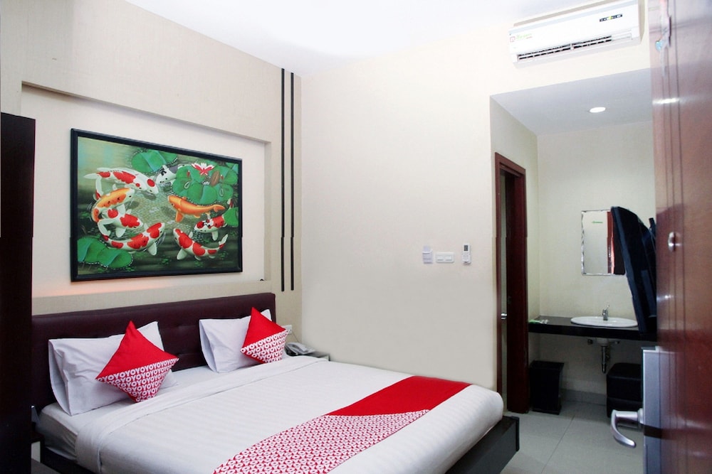 Oyo 920 Gajah Mada Hotel 10/35