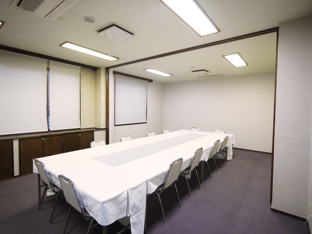 Hotel Route-Inn Court Kofu Isawa 34/35