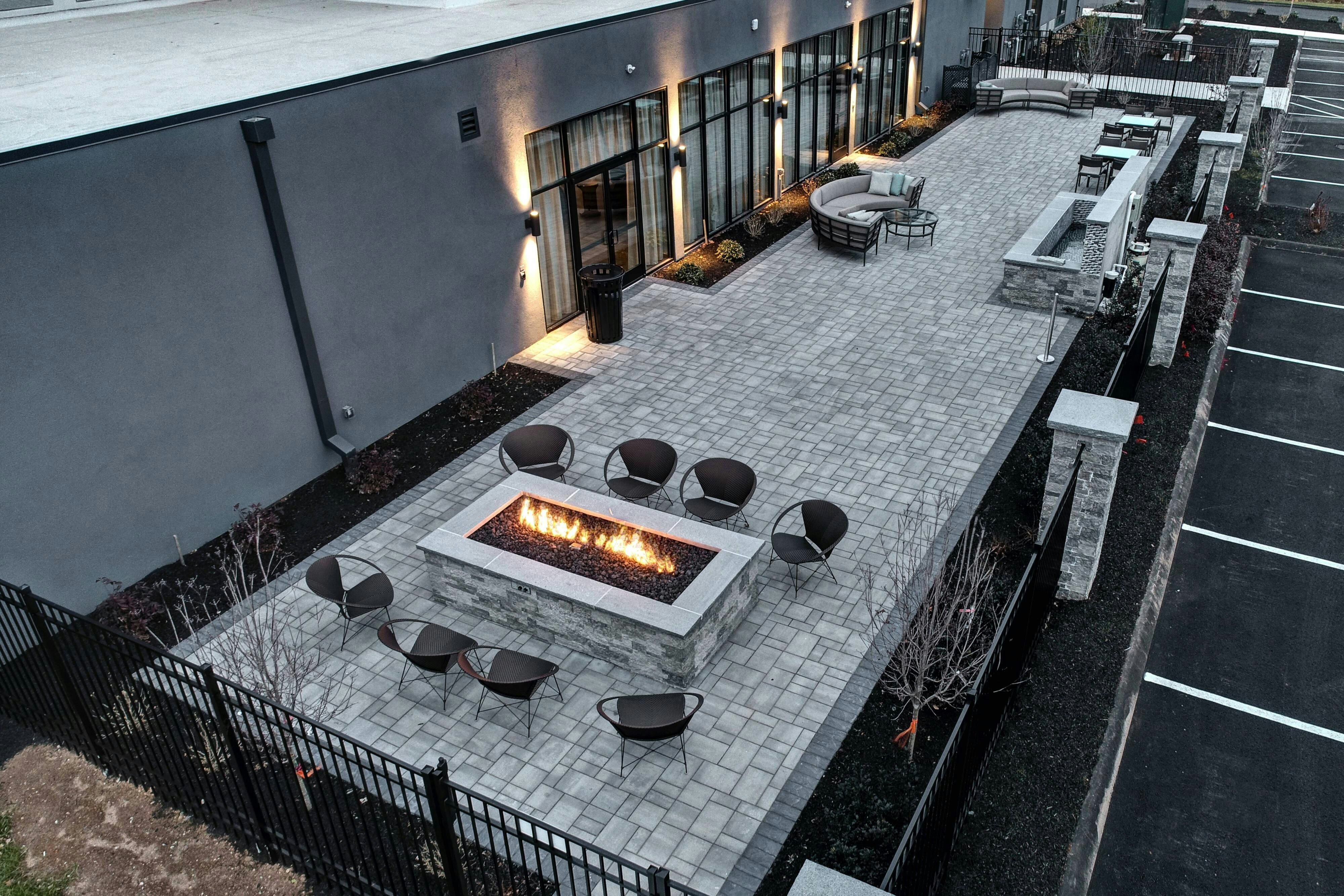 Courtyard Southington 4/34
