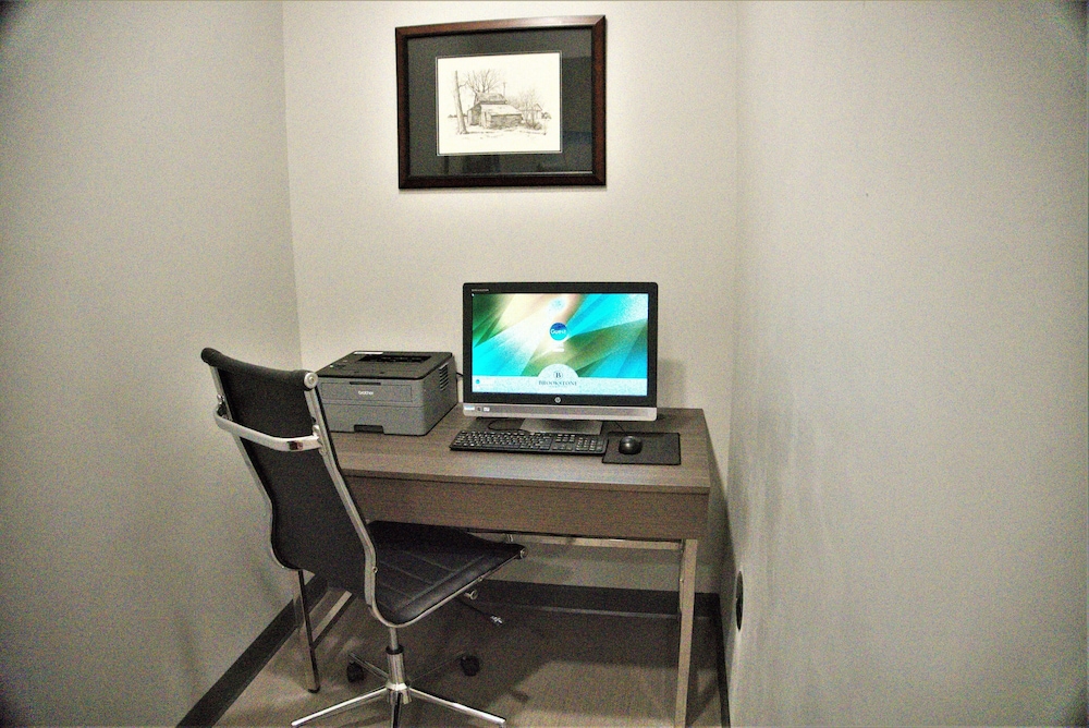 Brookstone Fort Dodge 39/46