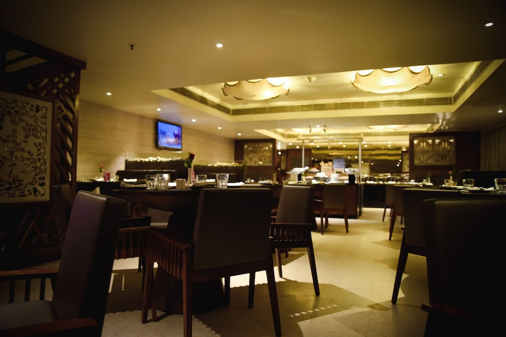 Monotel Luxury Business Hotel 39/50