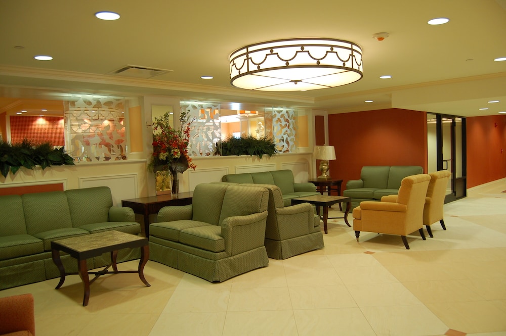Villa Roma Resort and Conference Center 37/57