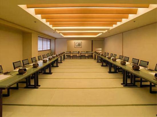 Hotel New Sagamiya 45/49