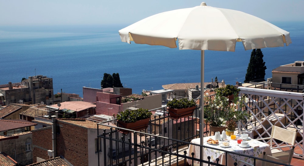 Hotel Isabella 50/60
