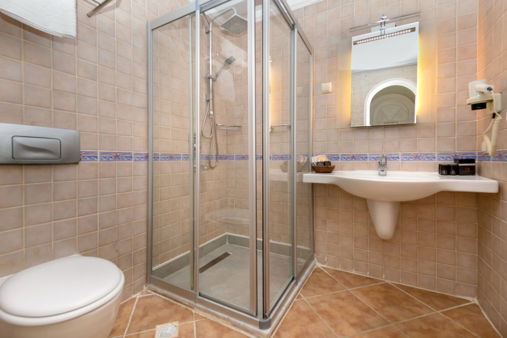 Hotel Adalya Port 44/50