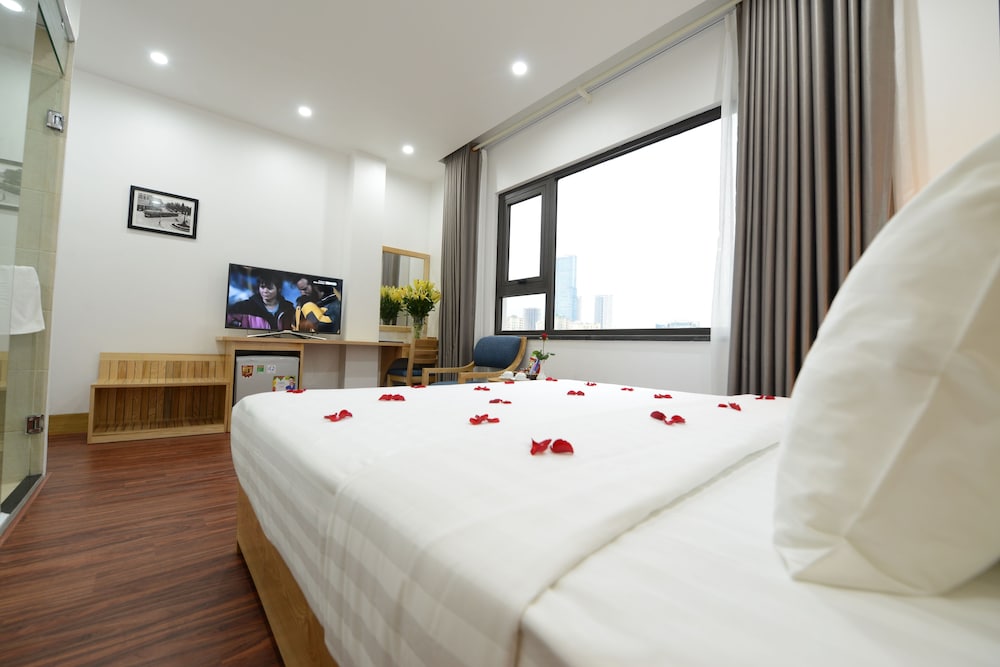 Blue Hanoi Inn City Hotel 30/50