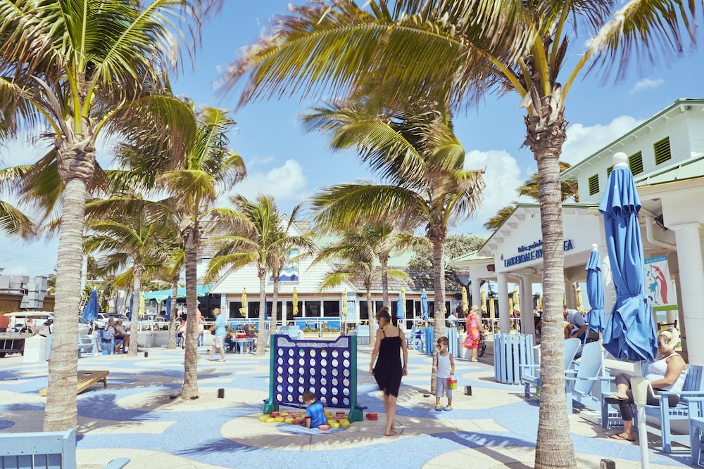 Plunge Beach Hotel 54/66
