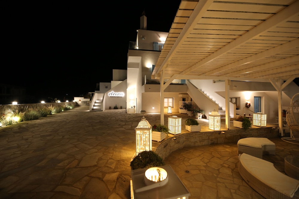 Eleana Studios 25/49