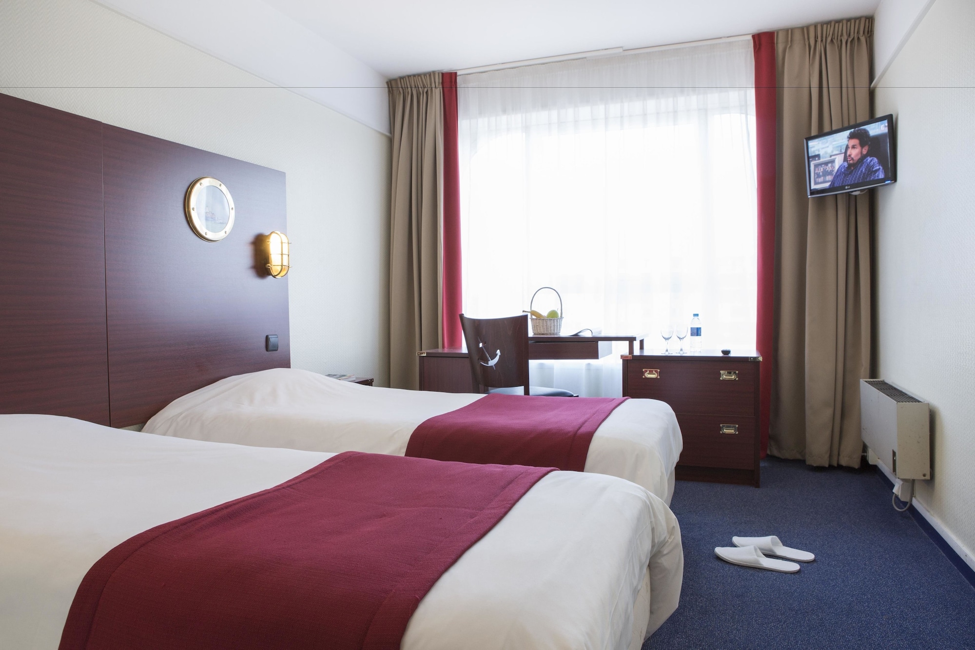 Room, Twin Beds, Harbour View