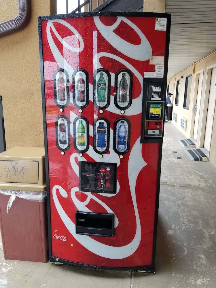 Americas Best Value Inn Suites Pensacola 25/30