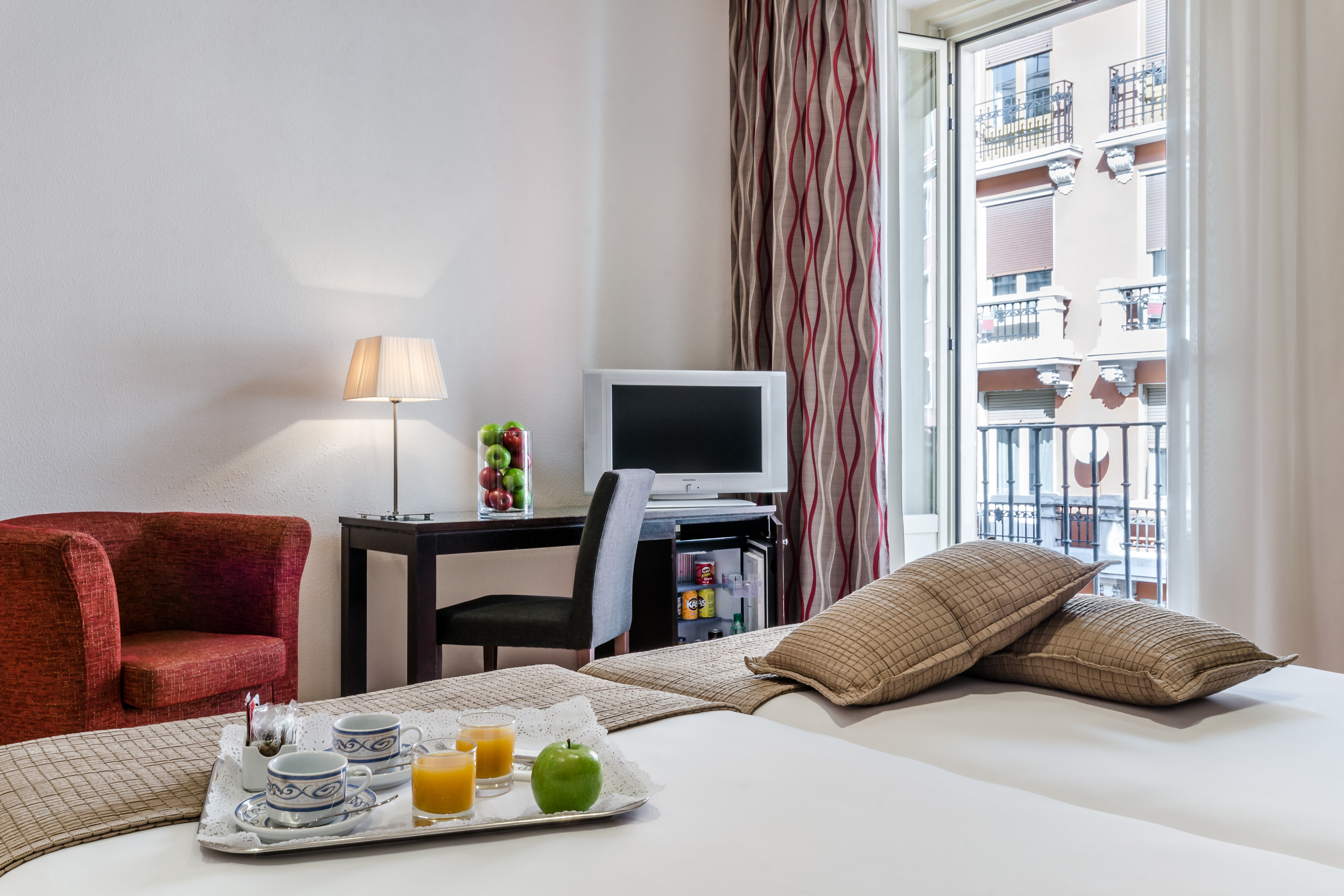 Exe Suites 33 37/55