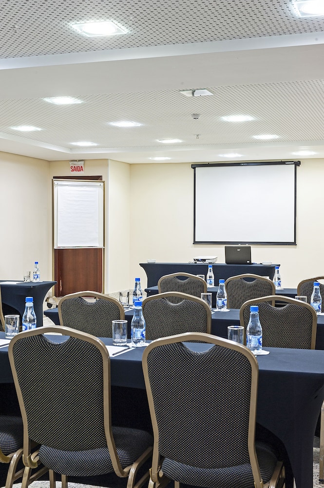 Firenze Business Hotel (ex Slaviero Essential Palhoca Viacatarina) 47/63