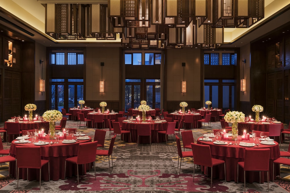 Jinmao Purelax Lijiang, The Unbound Collection By Hyatt 63/70