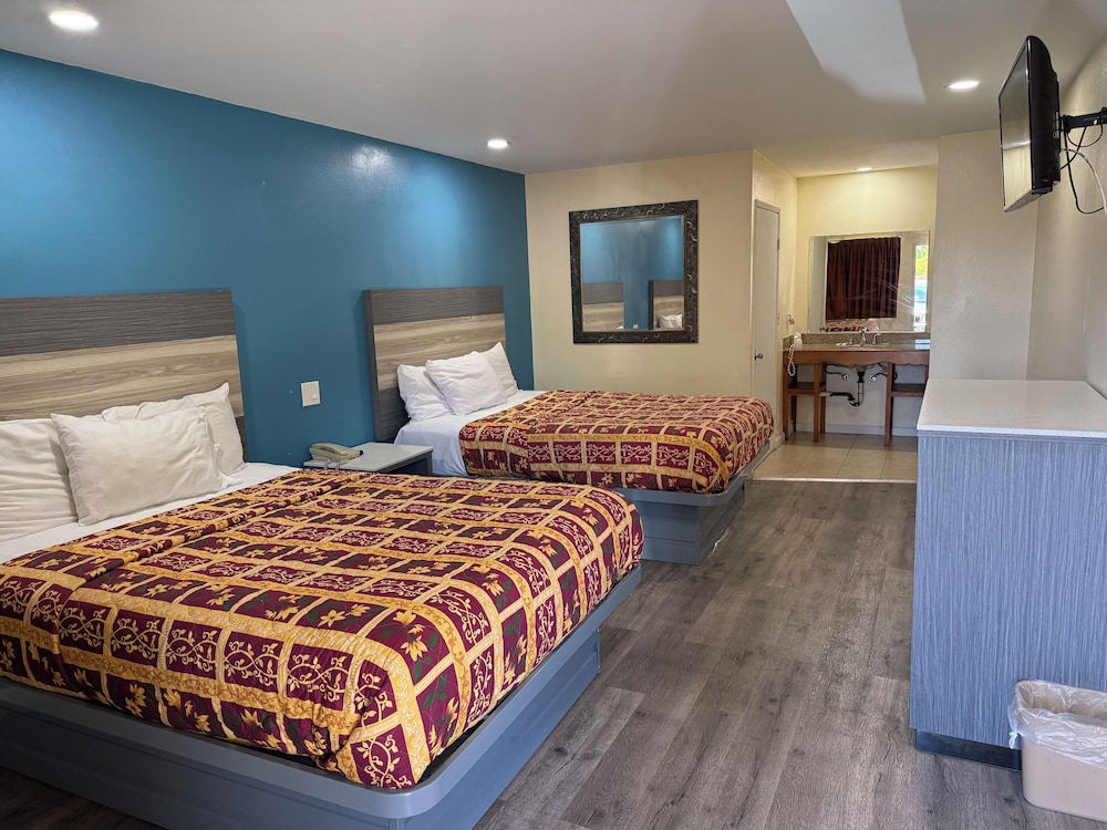 Anaheim National Inn 29/72