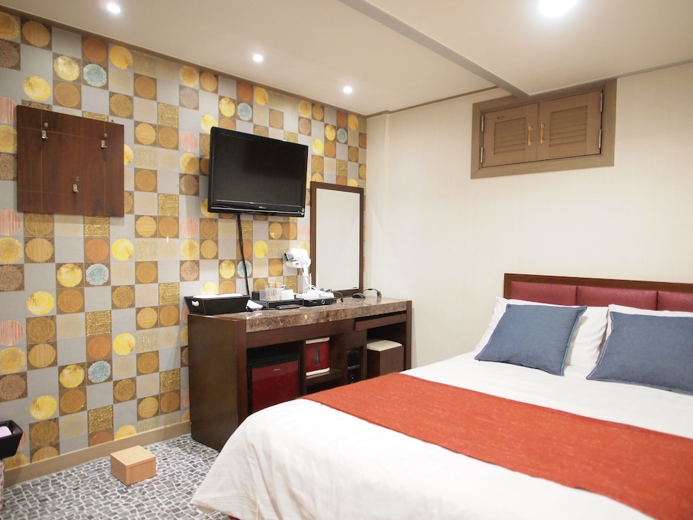 Hostel J Stay 12/36