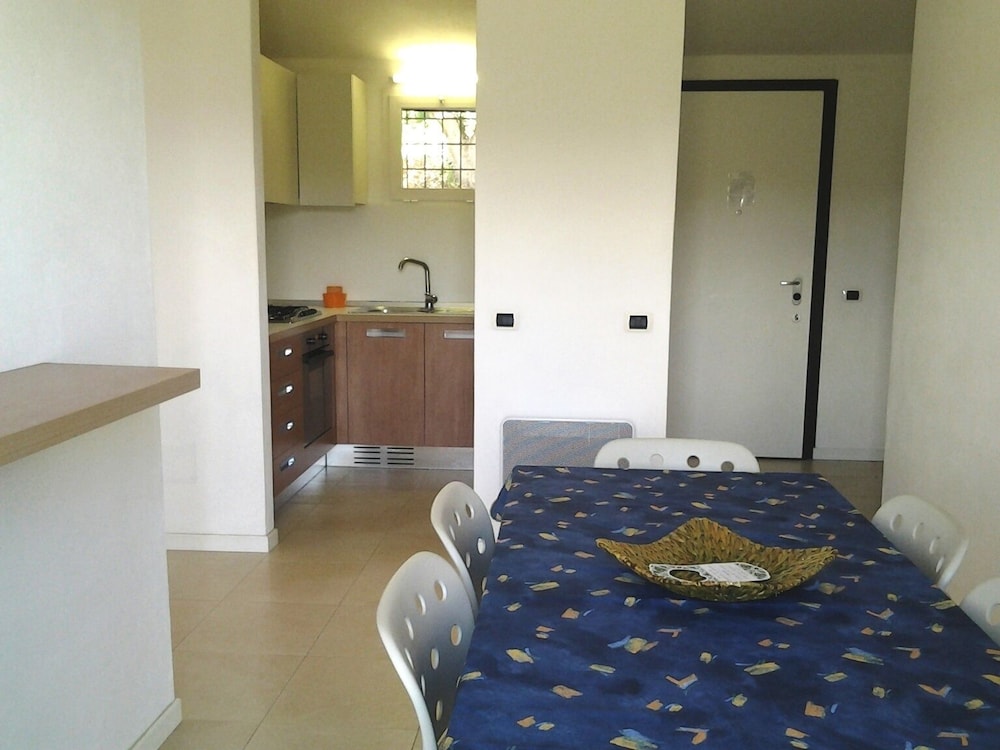 Elba Golf Apartments 10/62