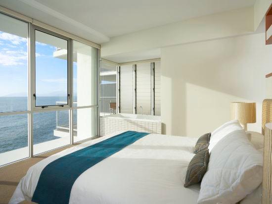 3 Bedrooms, Apartment, Ocean View
