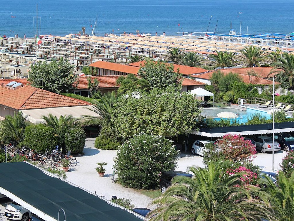 Bencista Hotel 41/46
