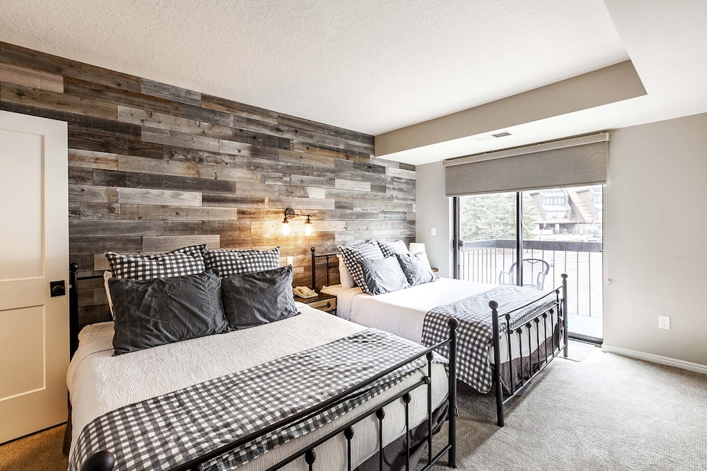 Shadow Ridge Resort Hotel By All Seasons Resort Lodging 23/77