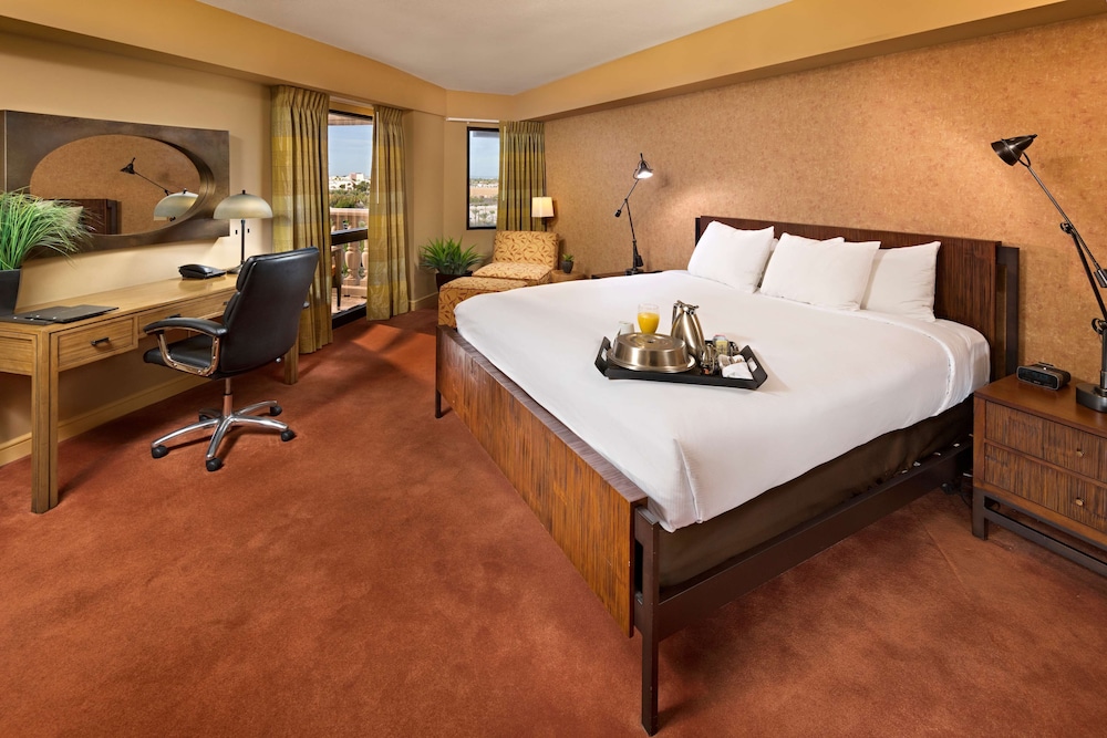 DoubleTree by Hilton Phoenix Mesa 21/69