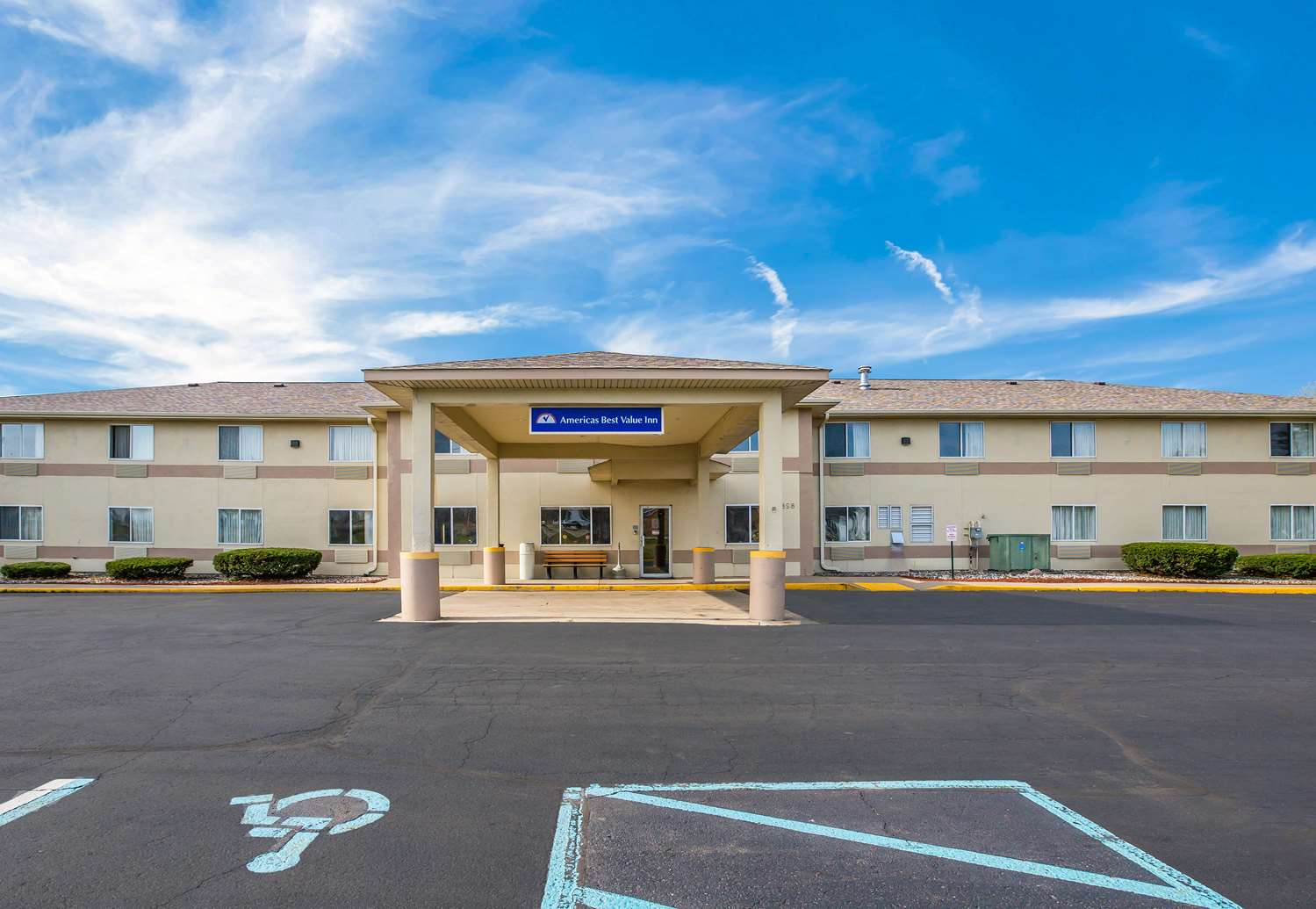 Americas Best Value Inn Charlotte Mi 28/30