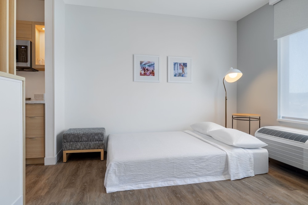 Towneplace Suites By Marriott Geneva 10/40