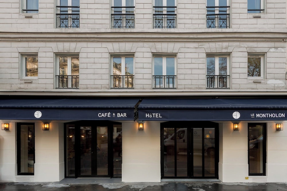 Hotel Montholon in PARIS