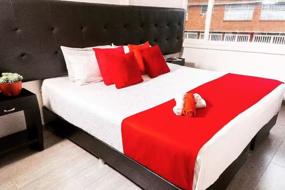 Hotel Metro 26 33/63