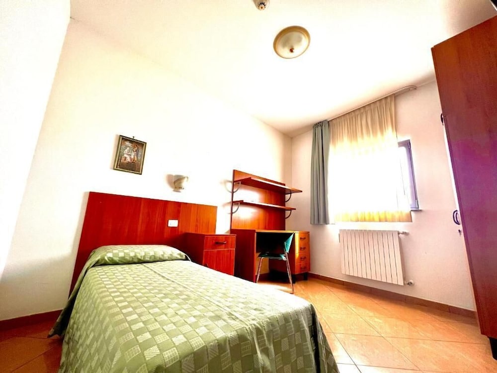 Nazareth Residence 9/40