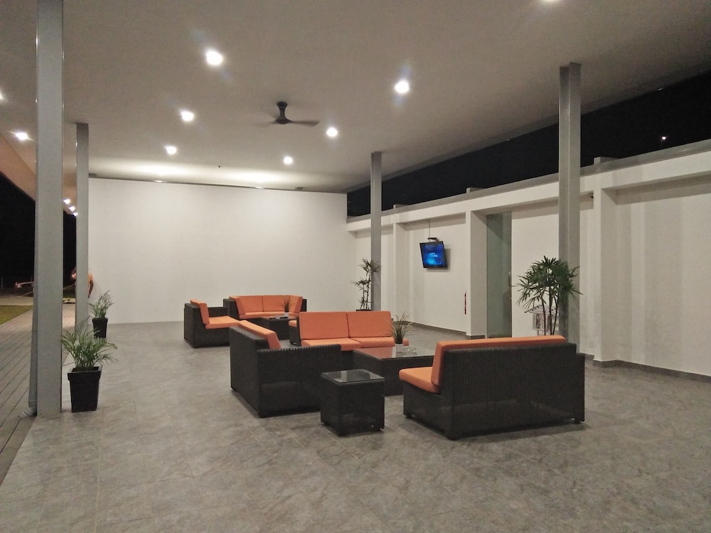 Lakeview Terrace Resort Pengerang 18/36