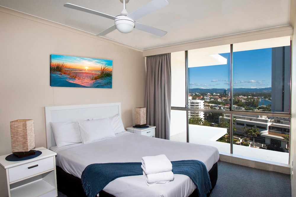 Seacrest Beachfront Holiday Apartments 20/69