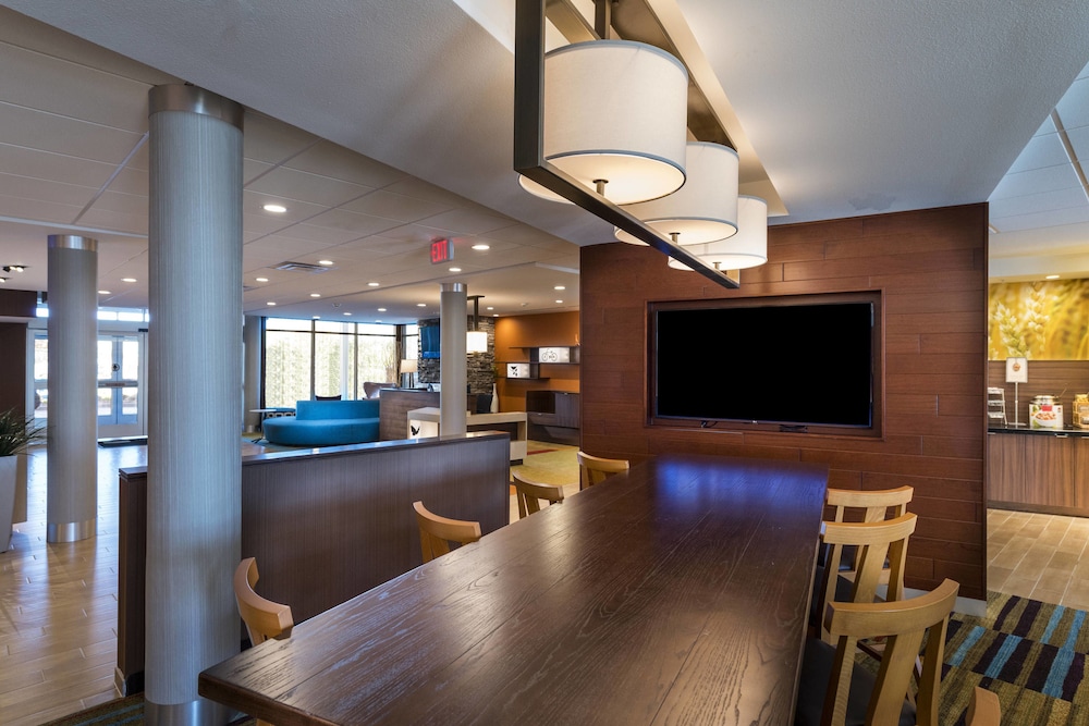 Fairfield Inn Suites Dallas Waxahachie 23/34