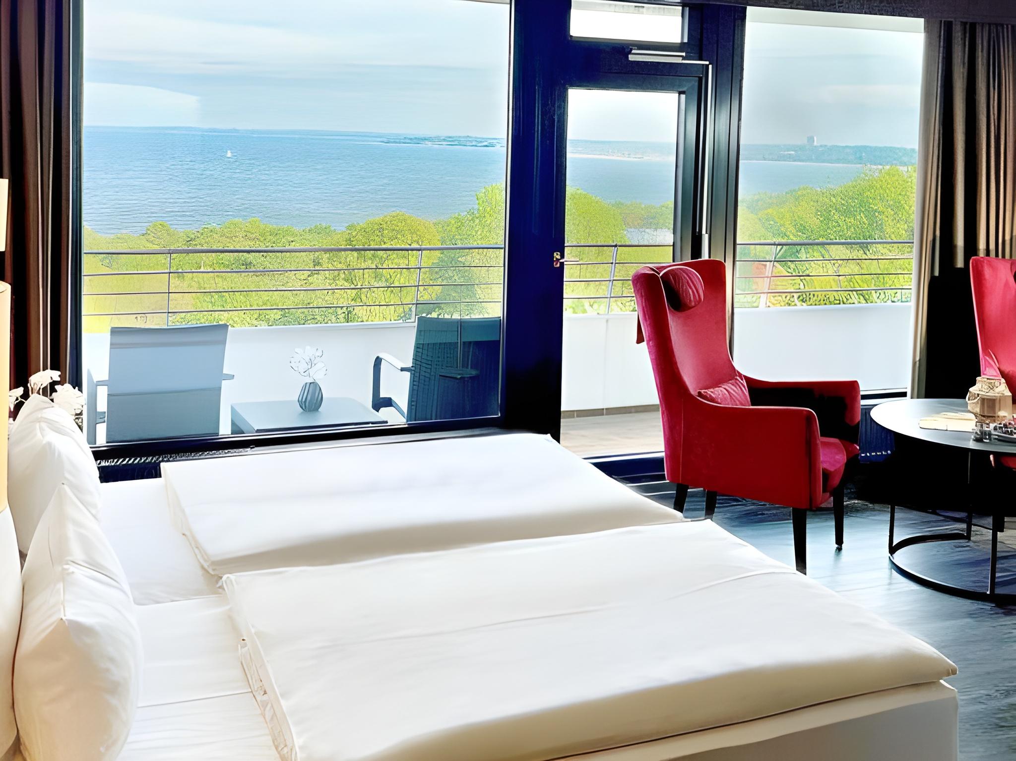Plus, Premium, Comfort, Double and Twin Beds, Sea View