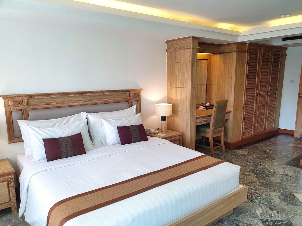 Sea Pearl Beach Resort Phuket 15/50