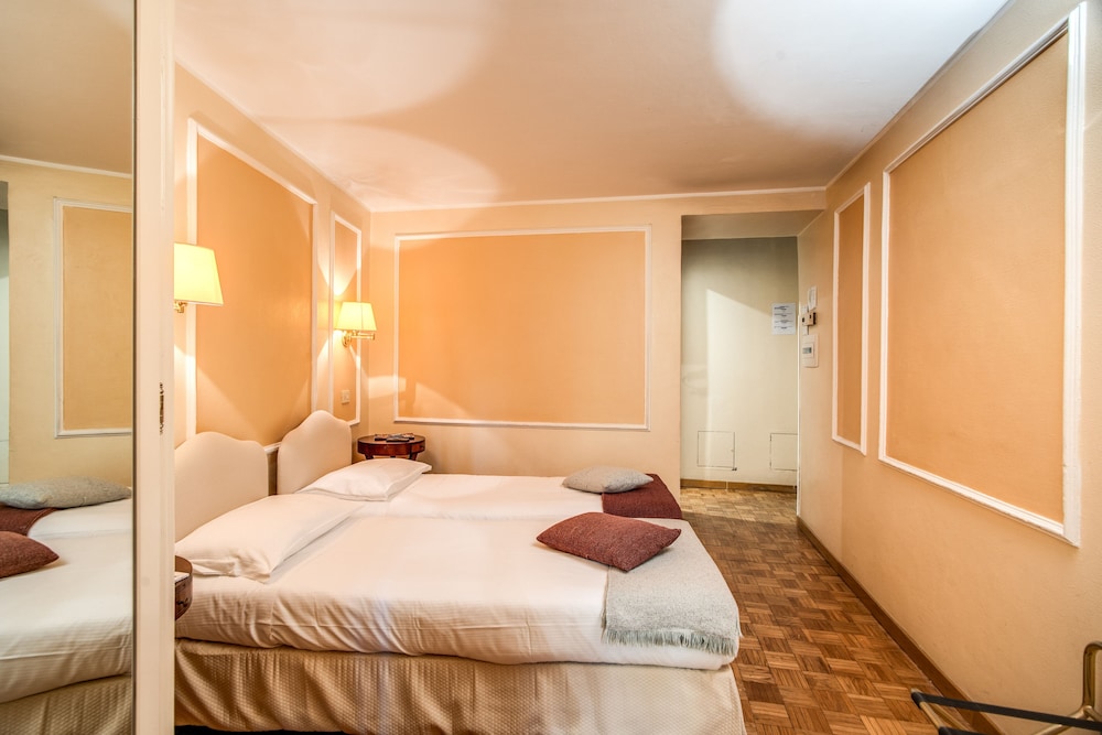 Hotel City Palazzo Dei Cardinali 9/80