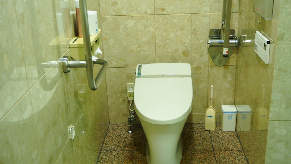 TOYOKO INN OSAKA SENBA HIGASHI 48/50