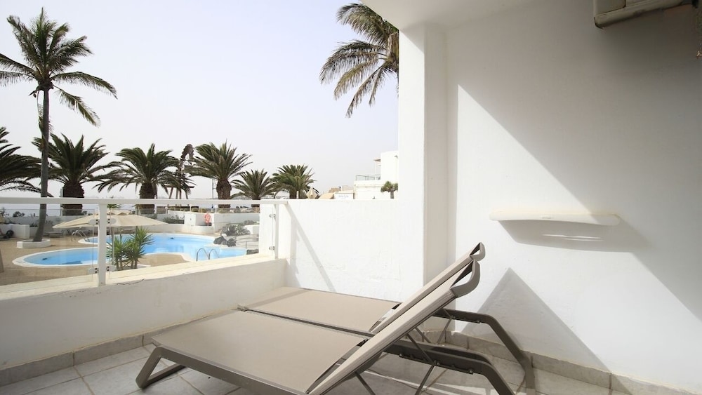 Neptuno Suites - Only Adults 25/50