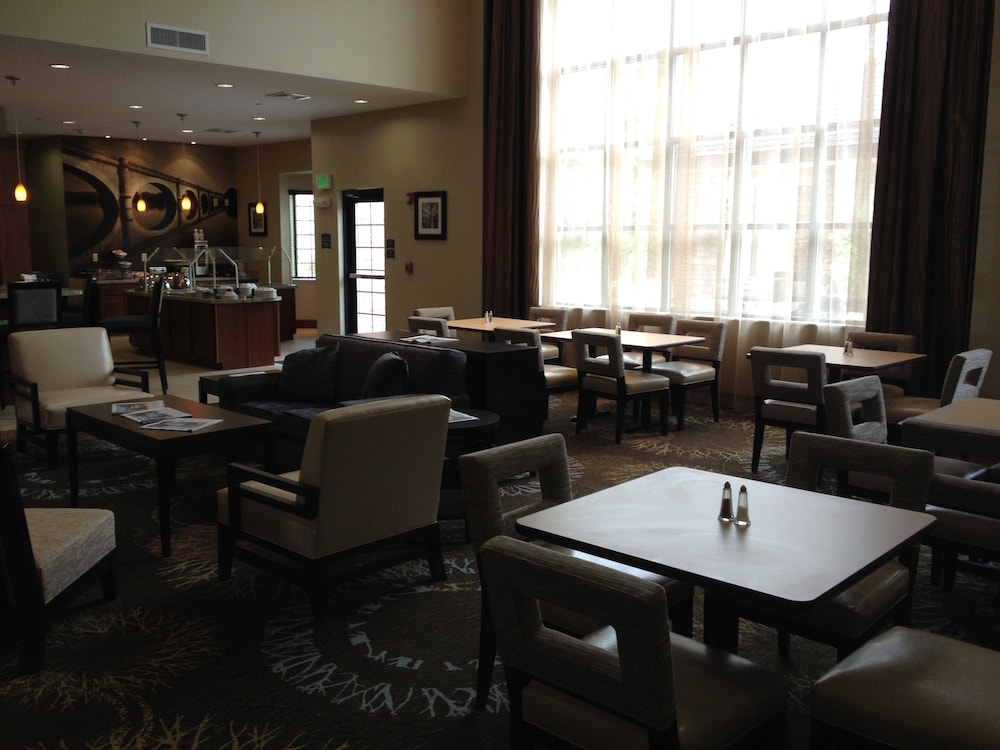 Staybridge Suites Schererville 37/55