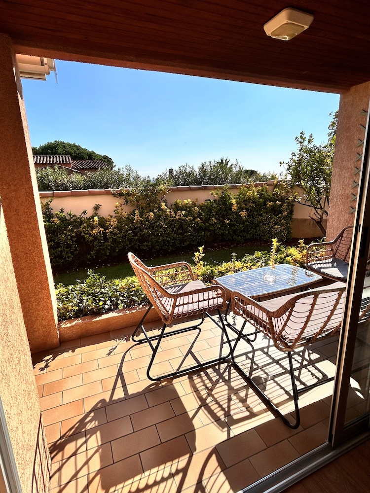 Hotel La Pinede 34/72