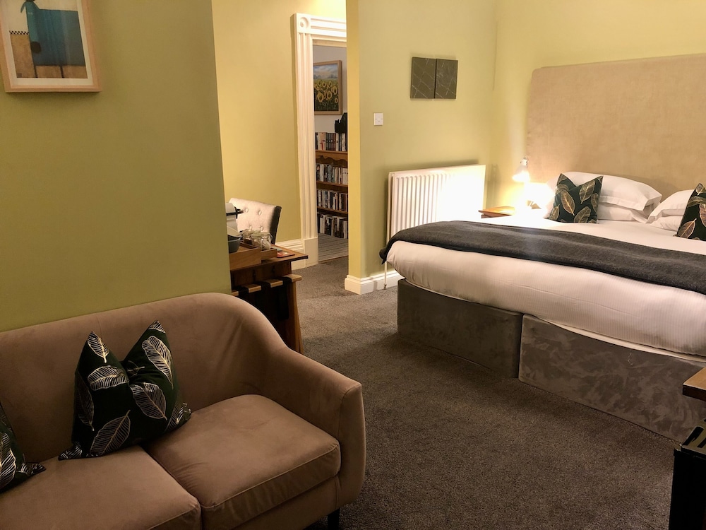 Westwood Guest House 12/50