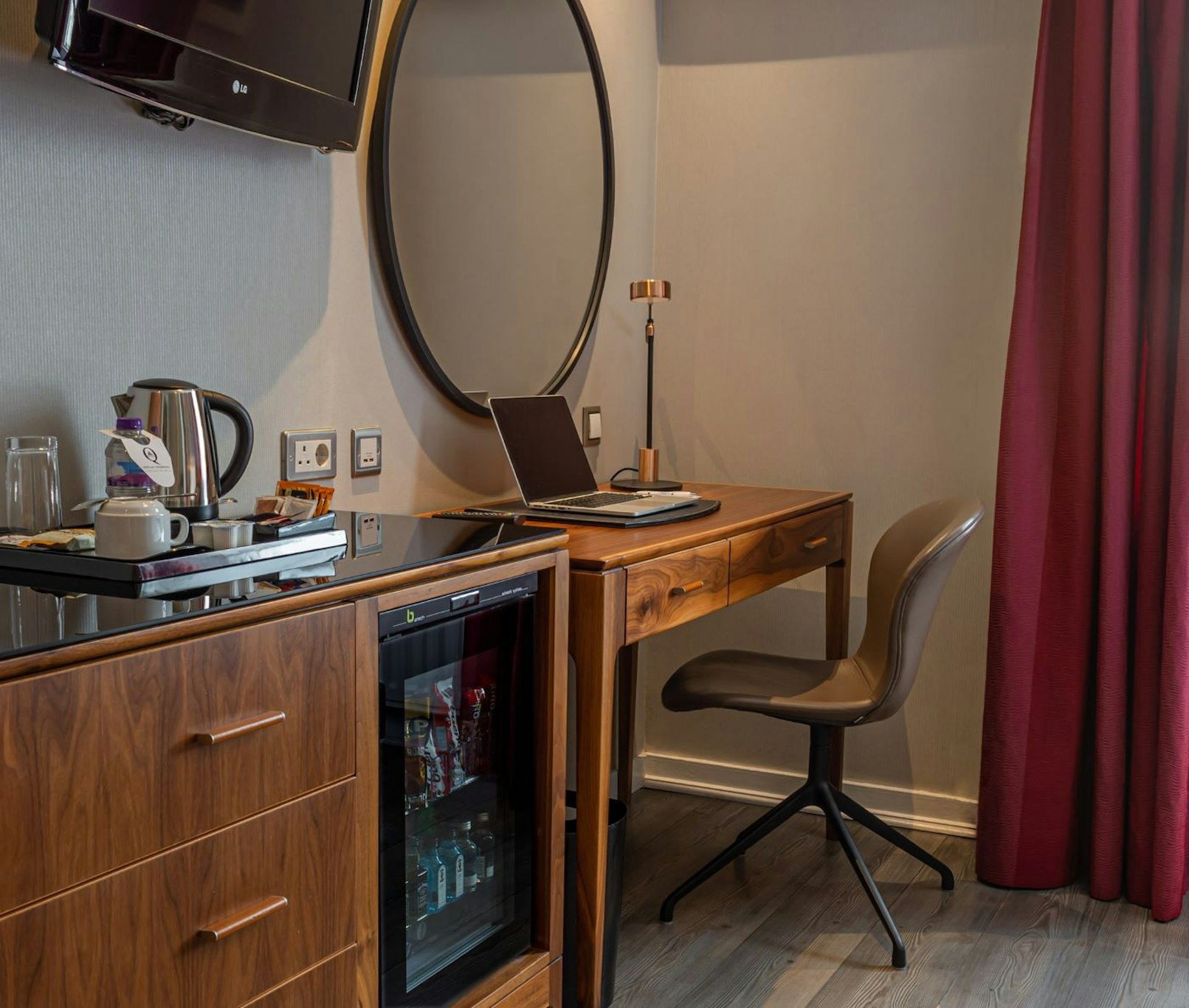 The Queens Gate Hotel 31/37